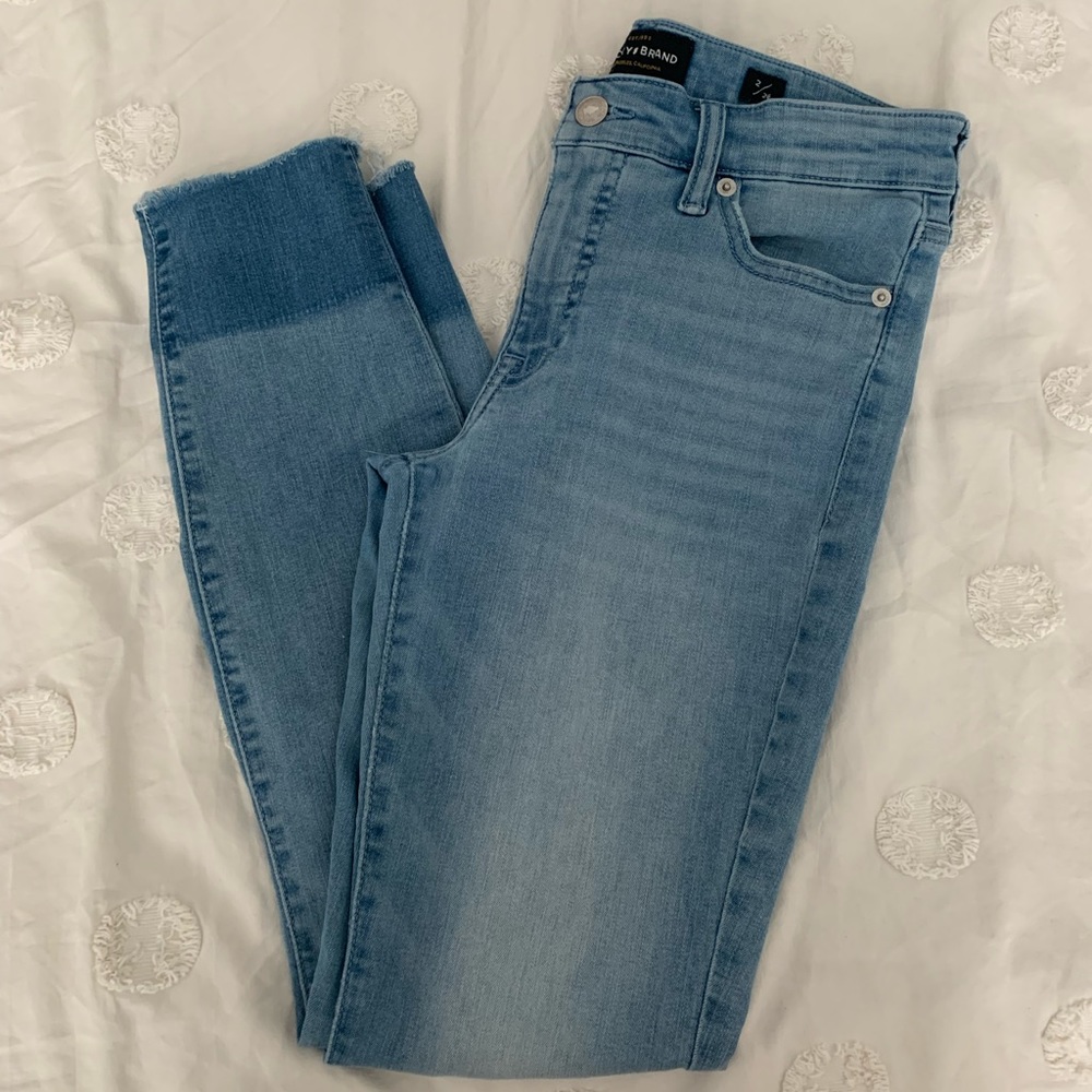 Lucky Brand Mid Rise Skinny jeans